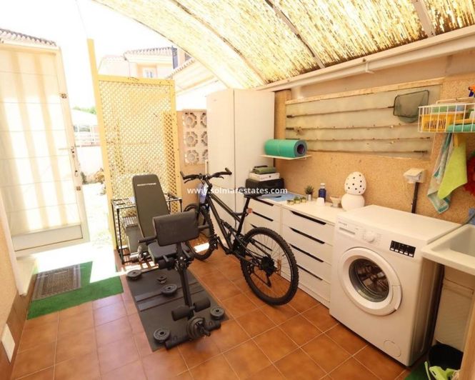 Image No.5-3 Bed Villa for sale
