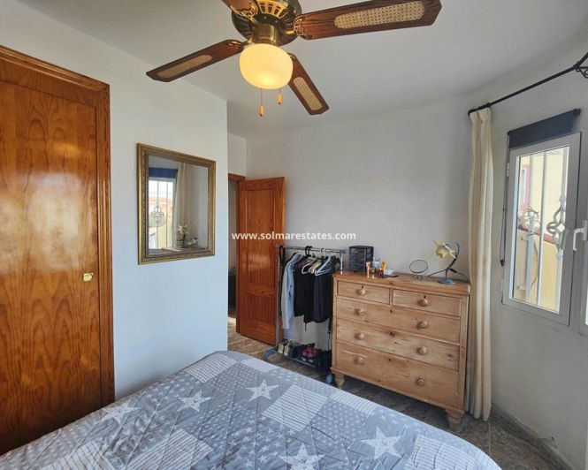 Image No.28-2 Bed House for sale