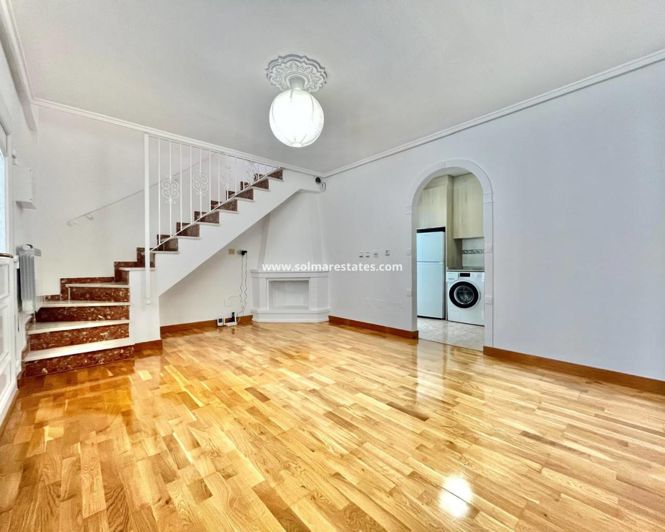 Image No.18-3 Bed Quad for sale
