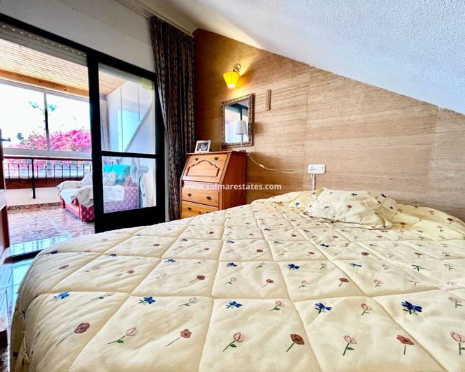 Image No.11-3 Bed Townhouse for sale