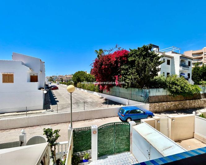 Image No.27-3 Bed Townhouse for sale