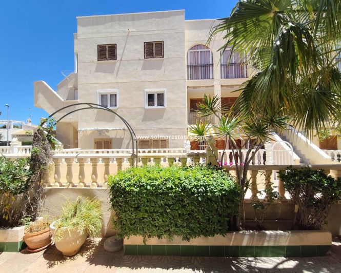 Image No.36-3 Bed Townhouse for sale