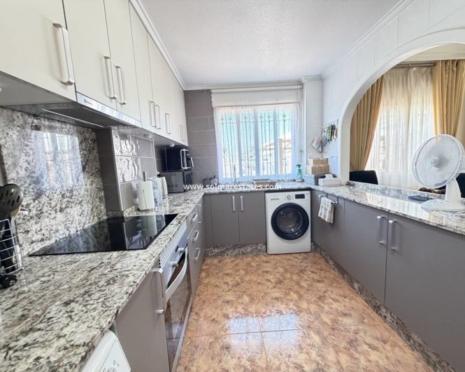 Image No.11-2 Bed Quad for sale