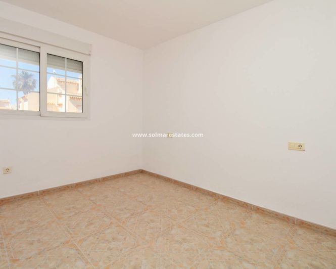 Image No.11-2 Bed Quad for sale