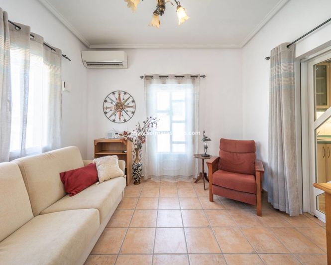 Image No.10-3 Bed Villa for sale