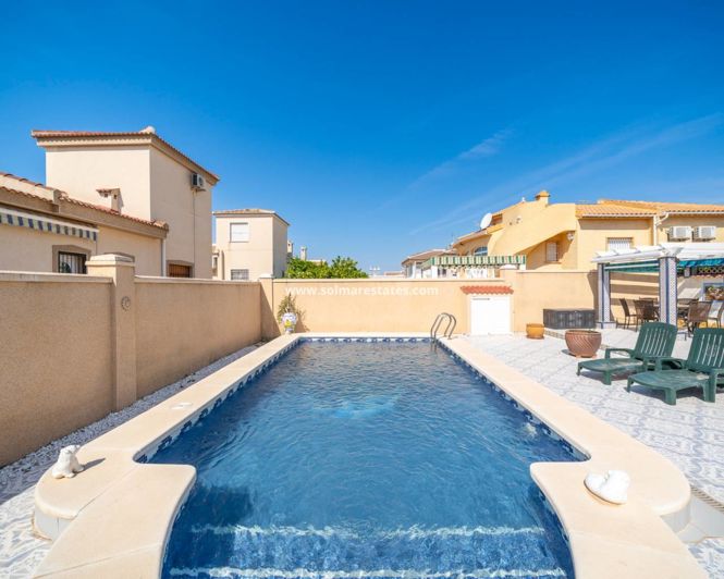 Image No.26-3 Bed Villa for sale
