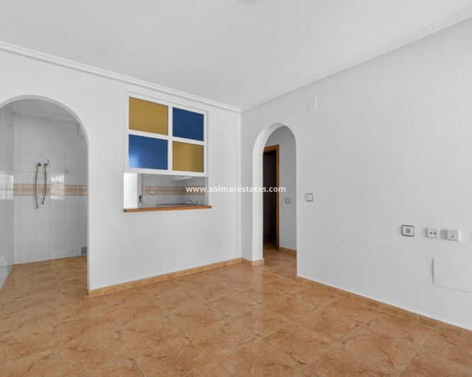 Image No.11-2 Bed Apartment for sale