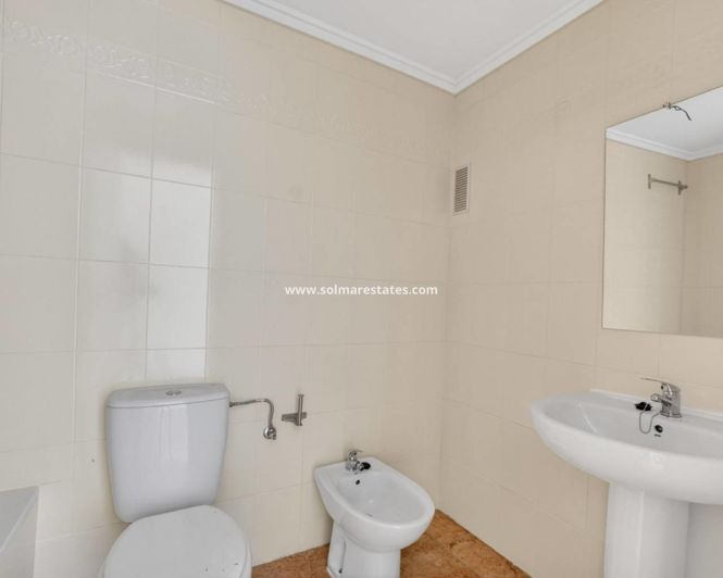 Image No.18-2 Bed Apartment for sale