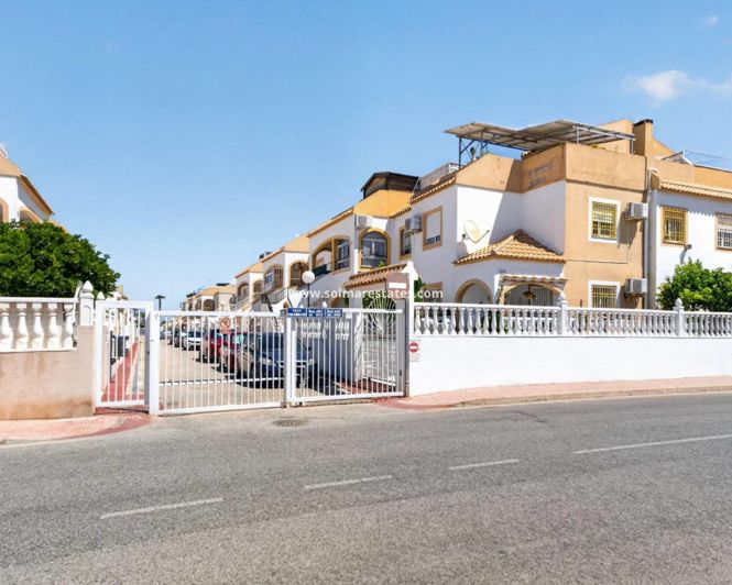 Image No.25-2 Bed Apartment for sale