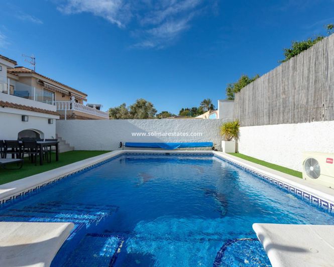 Image No.21-4 Bed Villa for sale