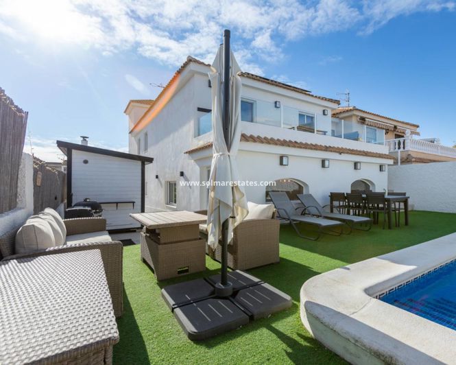 Image No.22-4 Bed Villa for sale