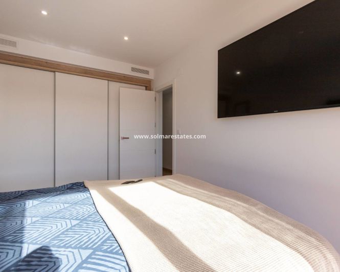 Image No.29-4 Bed Villa for sale