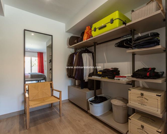 Image No.35-4 Bed Villa for sale