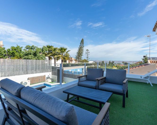 Image No.43-4 Bed Villa for sale
