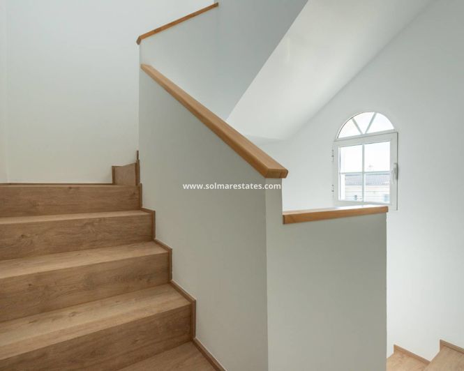 Image No.44-4 Bed Villa for sale