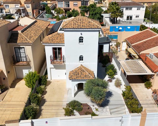 Image No.47-4 Bed Villa for sale