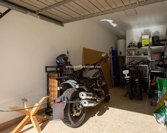 Image No.48-4 Bed Villa for sale