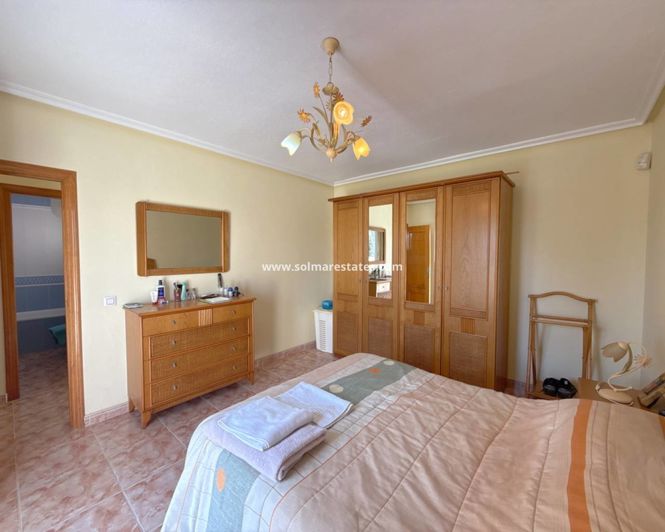 Image No.16-3 Bed Villa for sale