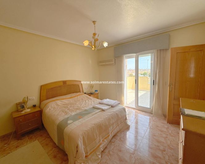 Image No.28-3 Bed Villa for sale