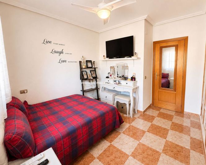 Image No.10-2 Bed Apartment for sale