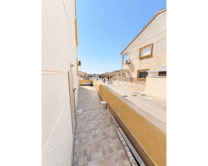 Image No.19-2 Bed Apartment for sale