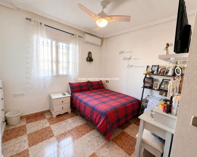 Image No.9-2 Bed Apartment for sale