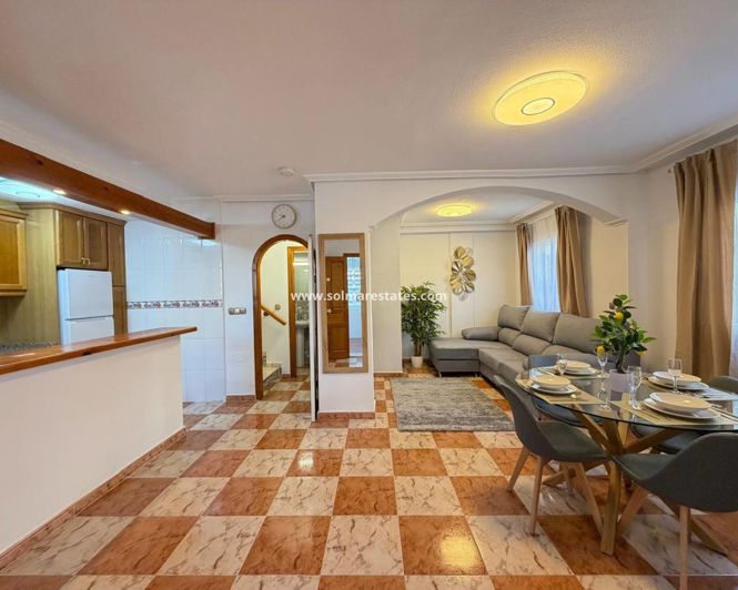 Image No.3-Quad de 2 chambres à vendre à Villamartin