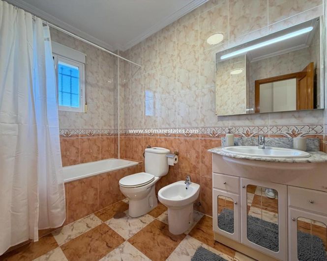 Image No.39-Quad de 2 chambres à vendre à Villamartin