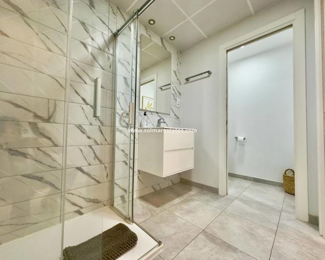 Image No.17-2 Bed Apartment for sale