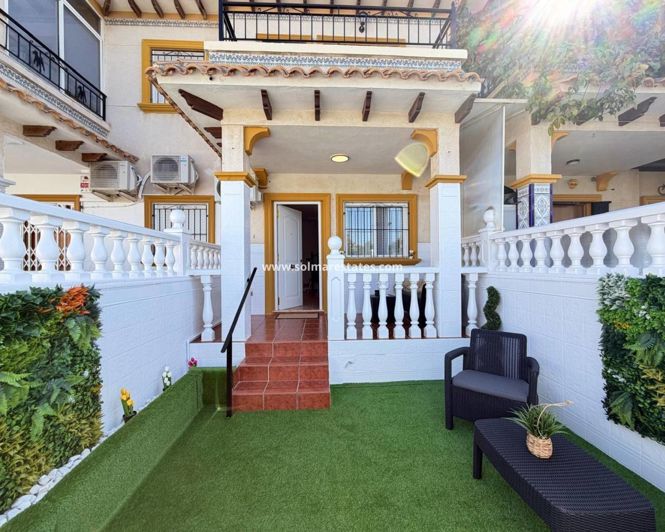 Image No.14-3 Bed Townhouse for sale