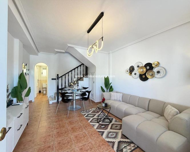 Image No.2-3 Bed Townhouse for sale