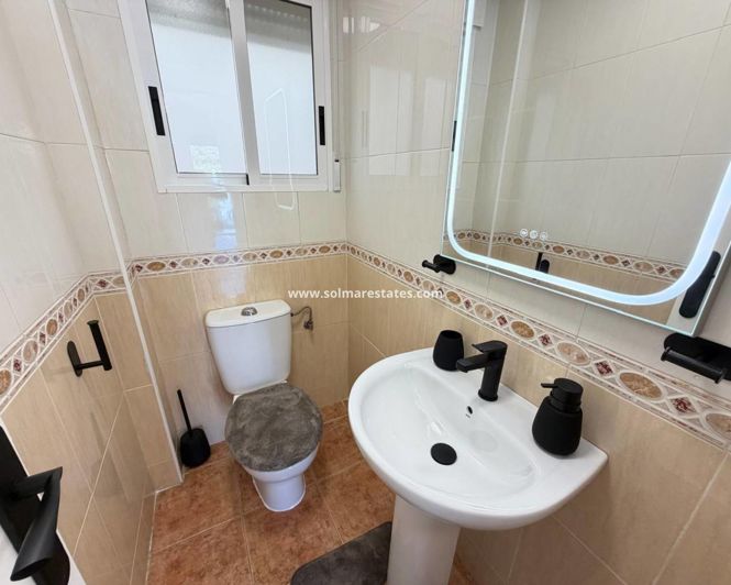 Image No.23-3 Bed Townhouse for sale