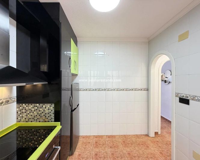 Image No.26-3 Bed Townhouse for sale