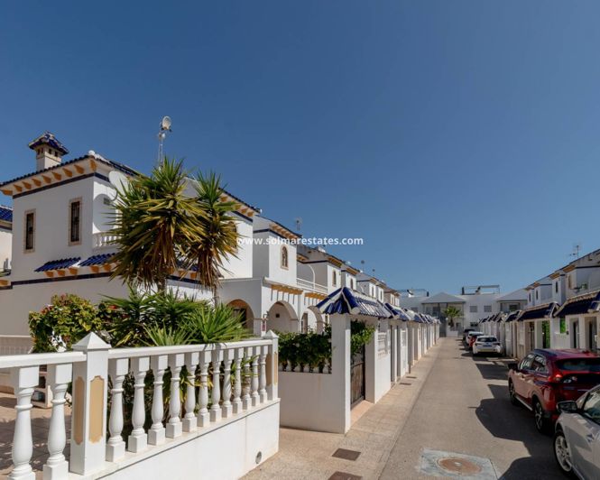 Image No.41-3 Bed Townhouse for sale