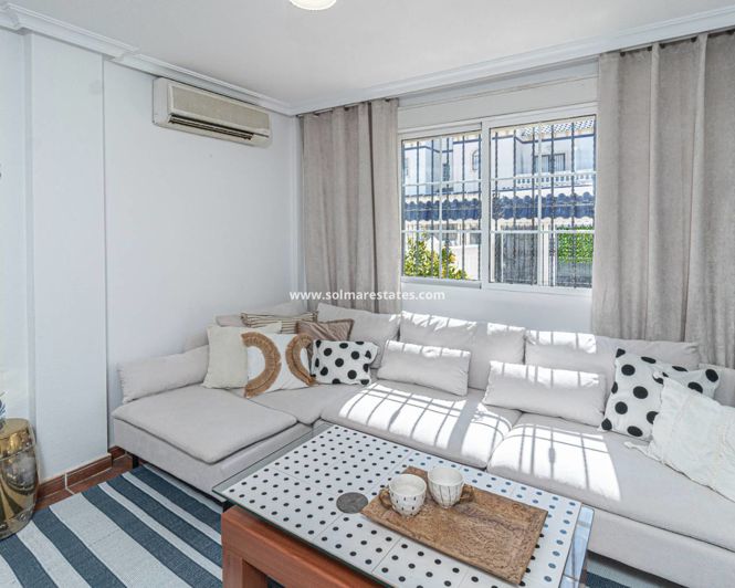Image No.5-3 Bed Townhouse for sale