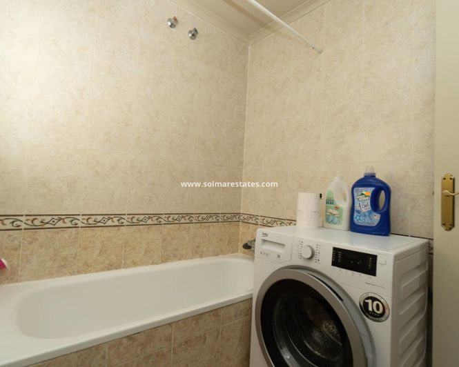 Image No.17-3 Bed Townhouse for sale
