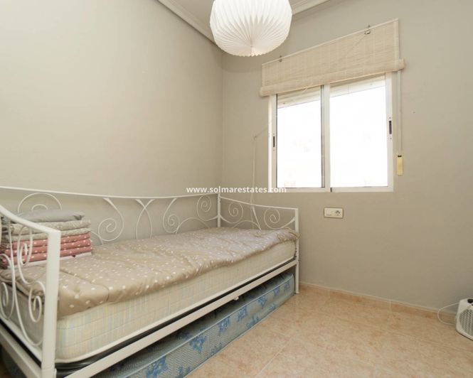 Image No.23-3 Bed Townhouse for sale