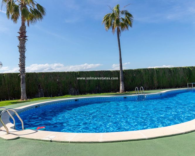 Image No.27-3 Bed Apartment for sale