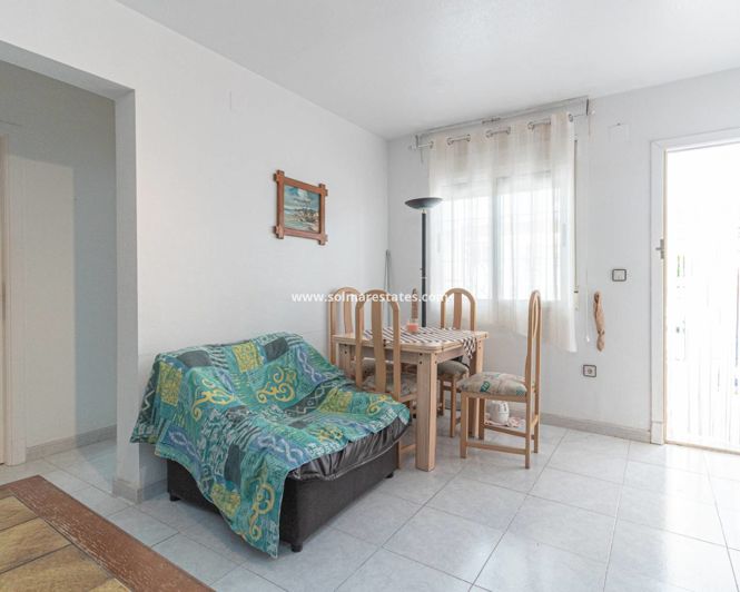 Image No.8-3 Bed Apartment for sale