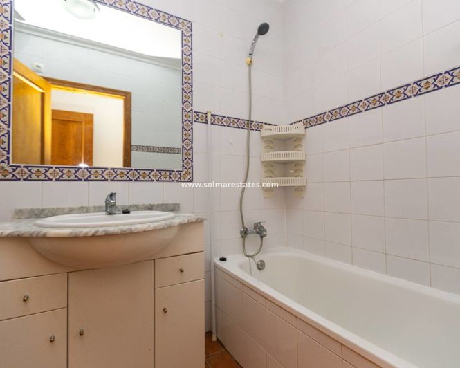 Image No.27-2 Bed Townhouse for sale
