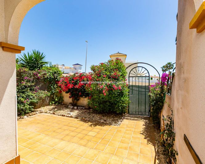 Image No.44-2 Bed Townhouse for sale