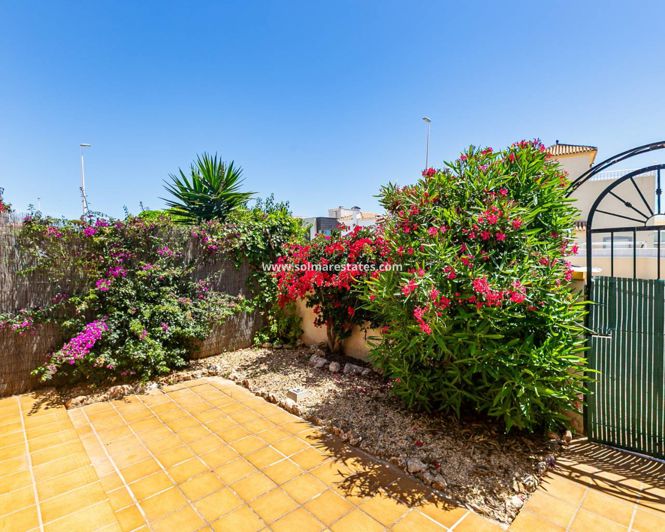 Image No.5-2 Bed Townhouse for sale