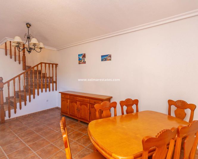 Image No.9-2 Bed Townhouse for sale
