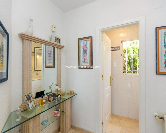 Image No.10-3 Bed Villa for sale