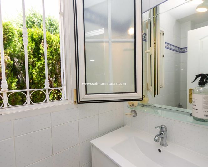 Image No.21-3 Bed Villa for sale