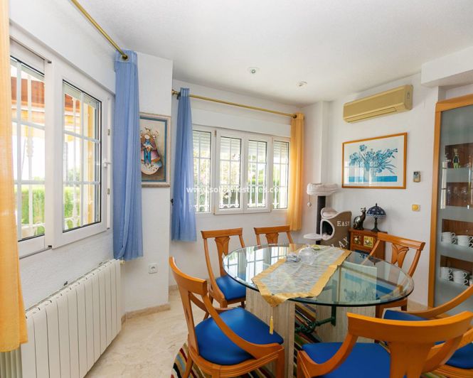 Image No.25-3 Bed Villa for sale