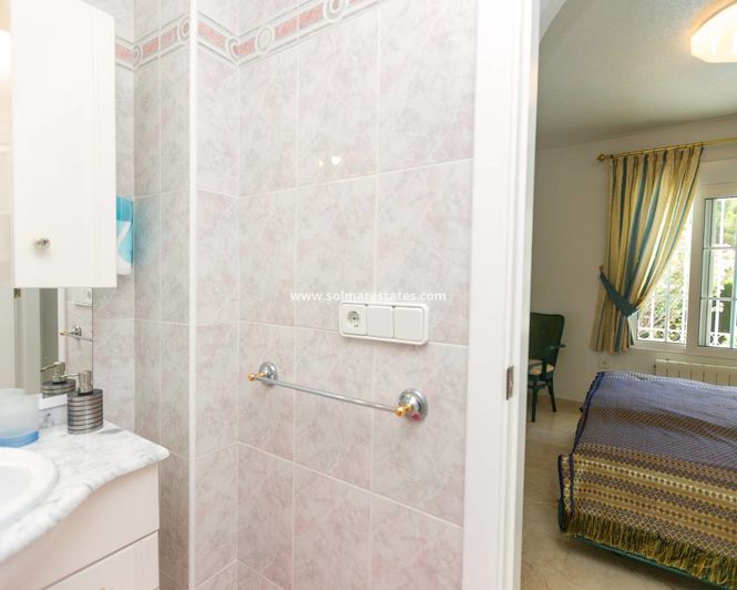 Image No.34-3 Bed Villa for sale