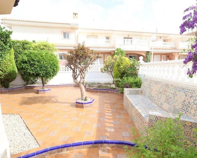 Image No.23-3 Bed House for sale