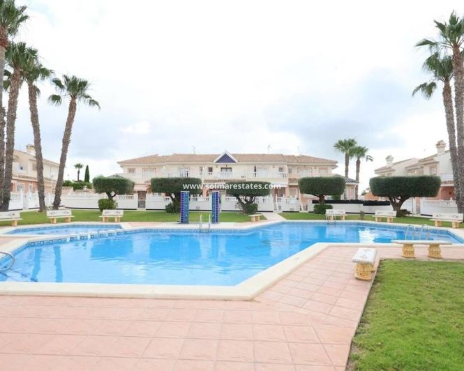 Image No.27-3 Bed House for sale