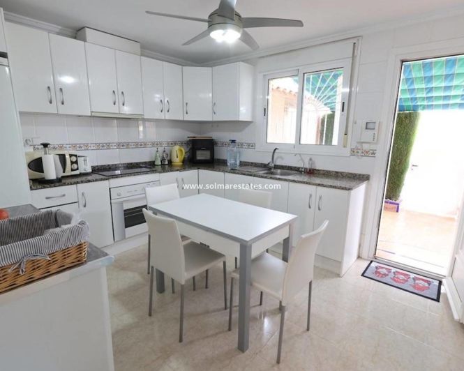 Image No.14-3 Bed House for sale